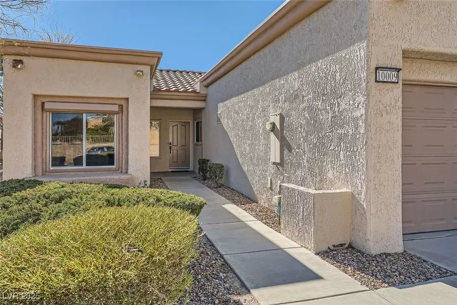 10009 Hemet DR, Las Vegas, NV 89134