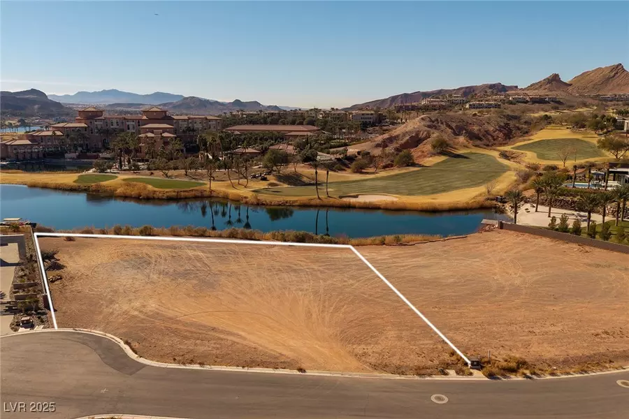 19 Summer House DR, Henderson, NV 89011