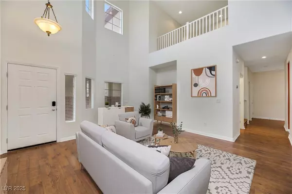 Henderson, NV 89012,167 Rising Mesa CT