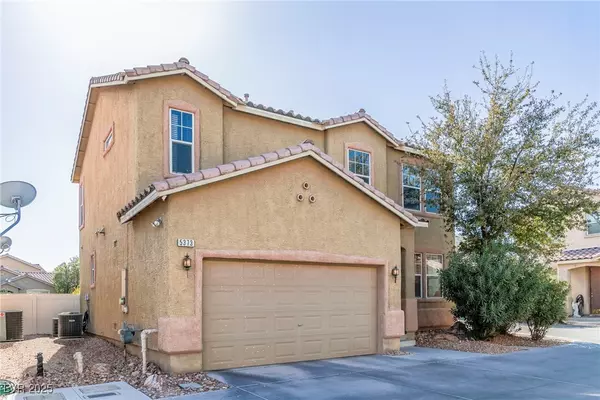 5373 Sleeping Cat ST, Las Vegas, NV 89122