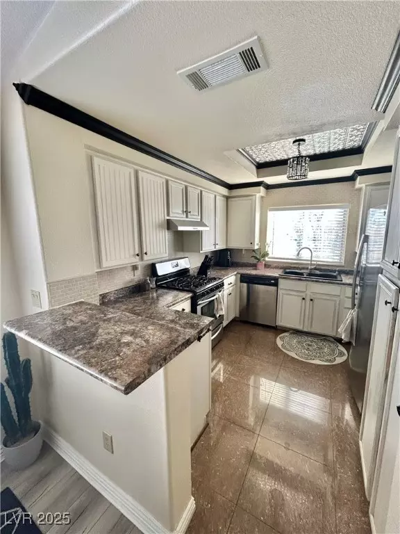 Las Vegas, NV 89118,5201 S Torrey Pines DR #1244