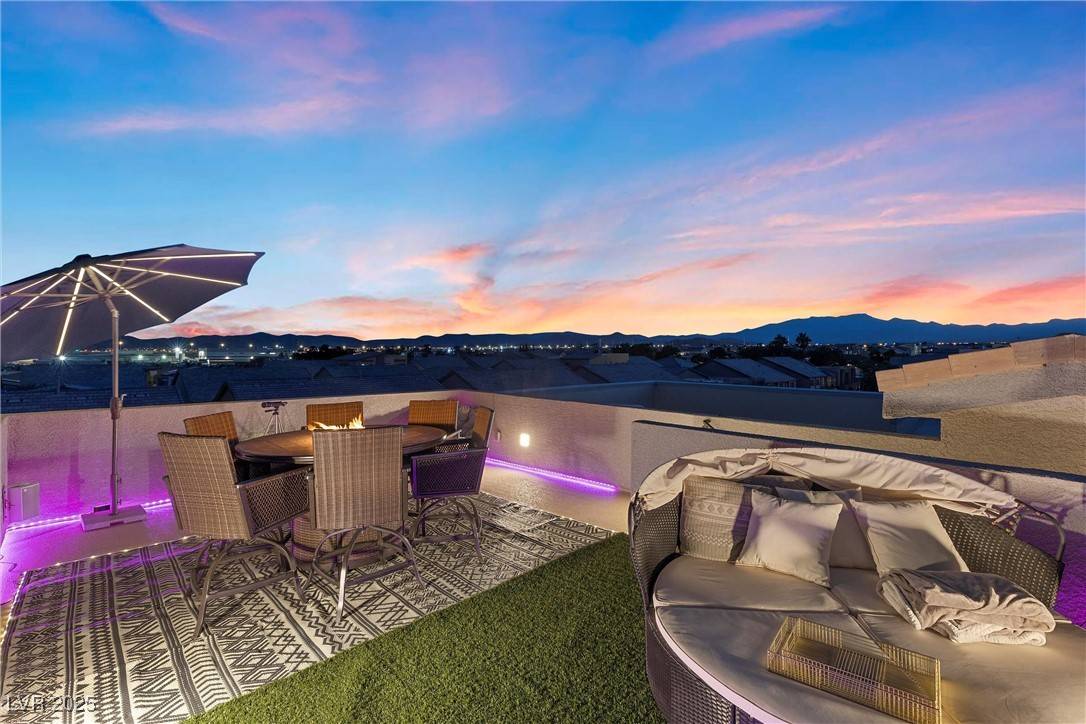 Las Vegas, NV 89139,8620 Grove Mill CT