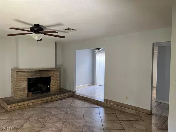 Las Vegas, NV 89121,2679 Jacyra AVE