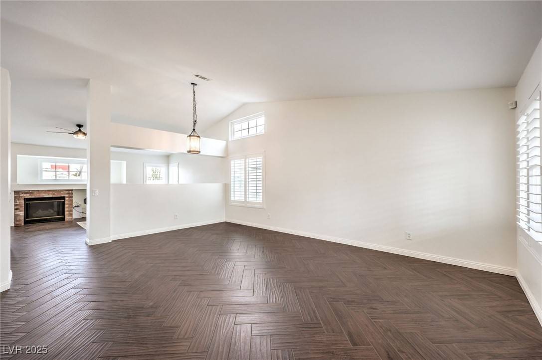 North Las Vegas, NV 89031,320 Mindoro AVE