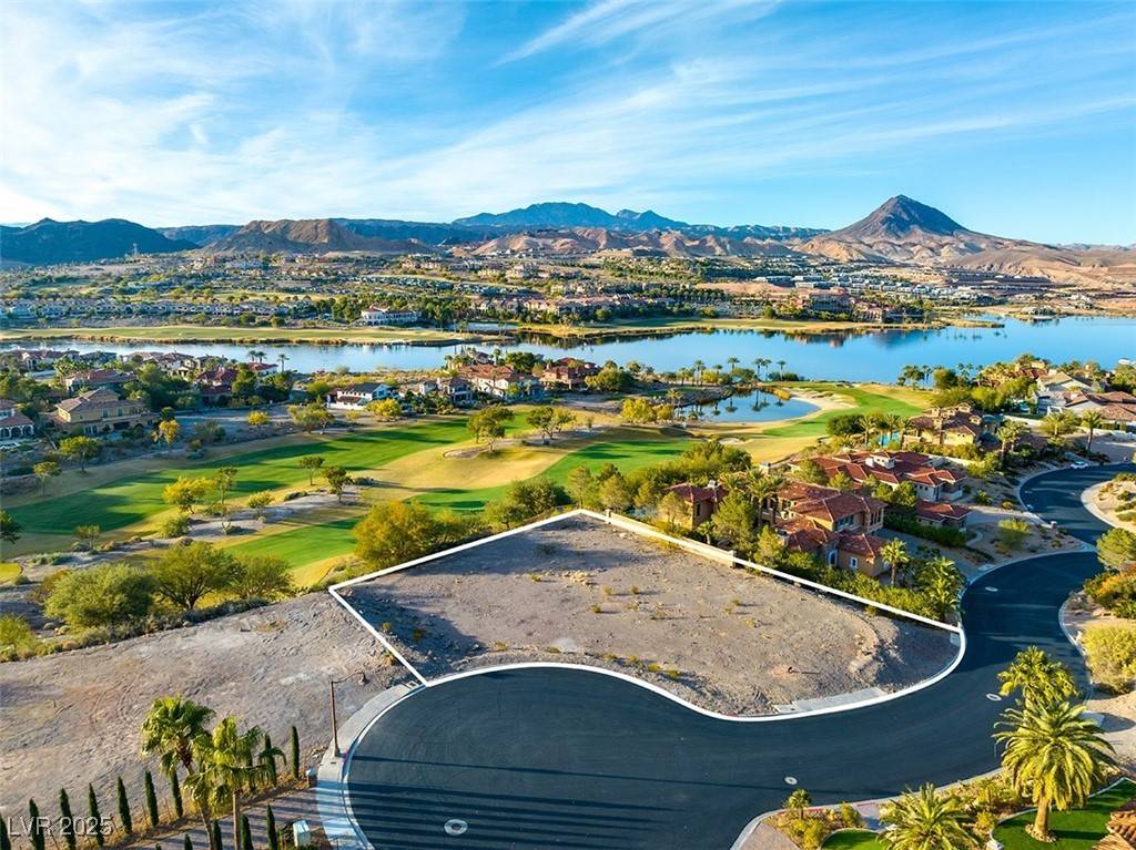 Henderson, NV 89011,5 COSTA DEL SOL CT