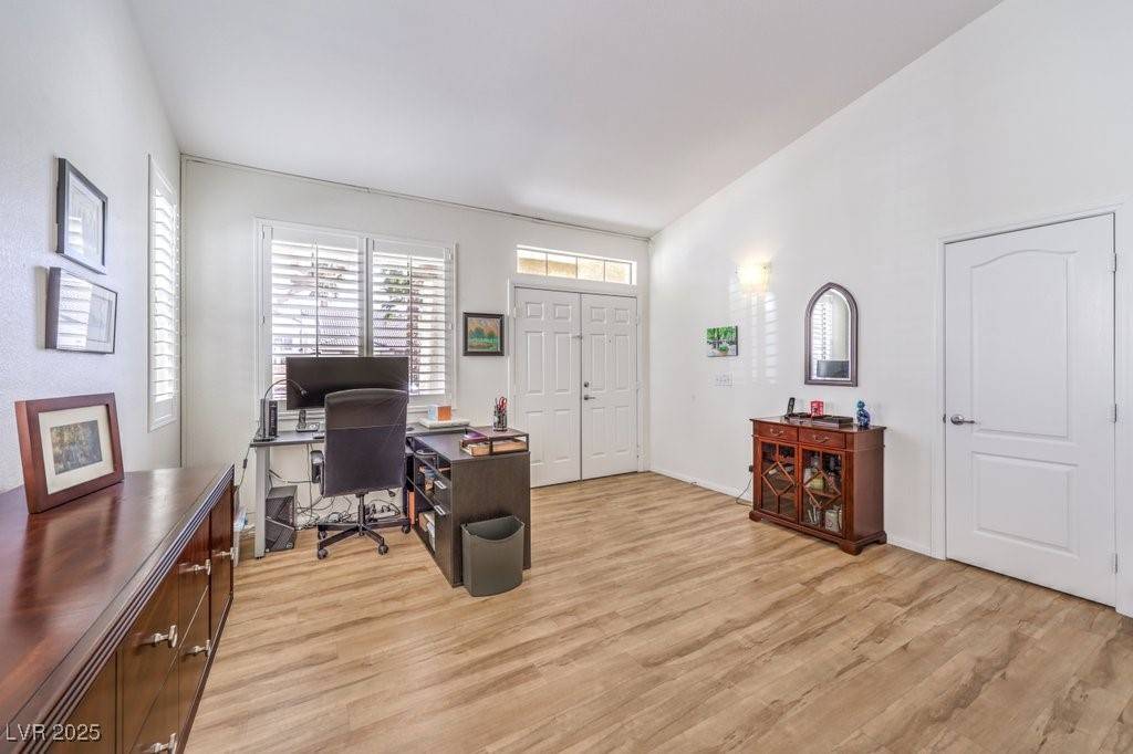 Las Vegas, NV 89131,7553 Coral River DR