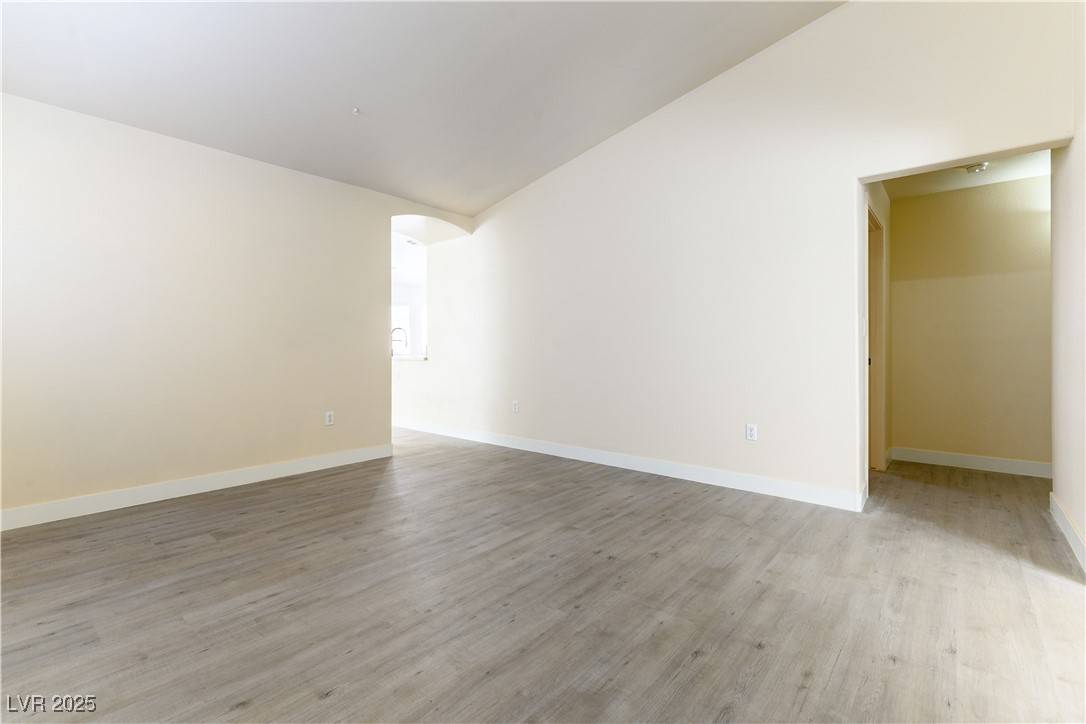 Las Vegas, NV 89144,523 Painted Cloud PL