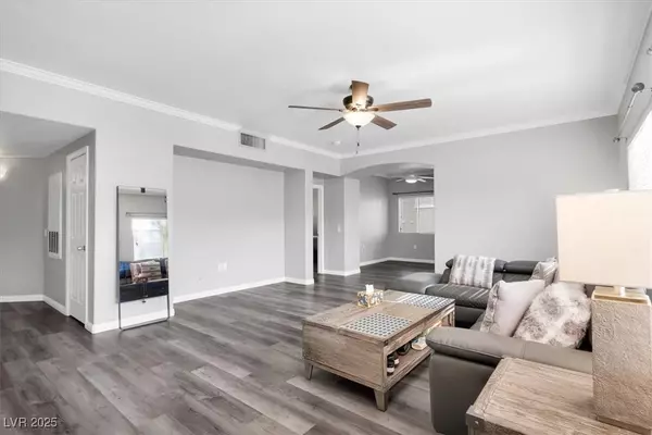 Las Vegas, NV 89117,2152 QUARRY RIDGE ST #106