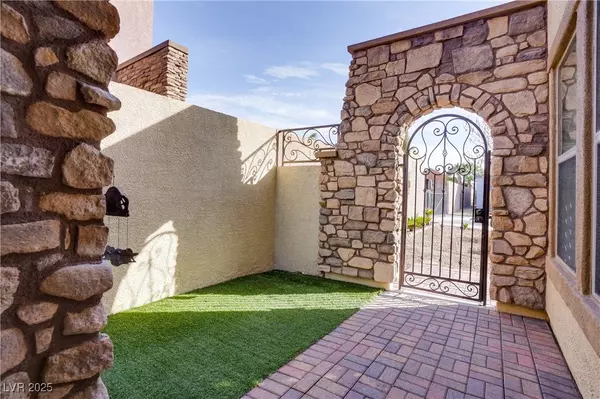Henderson, NV 89011,500 Via Stretto AVE