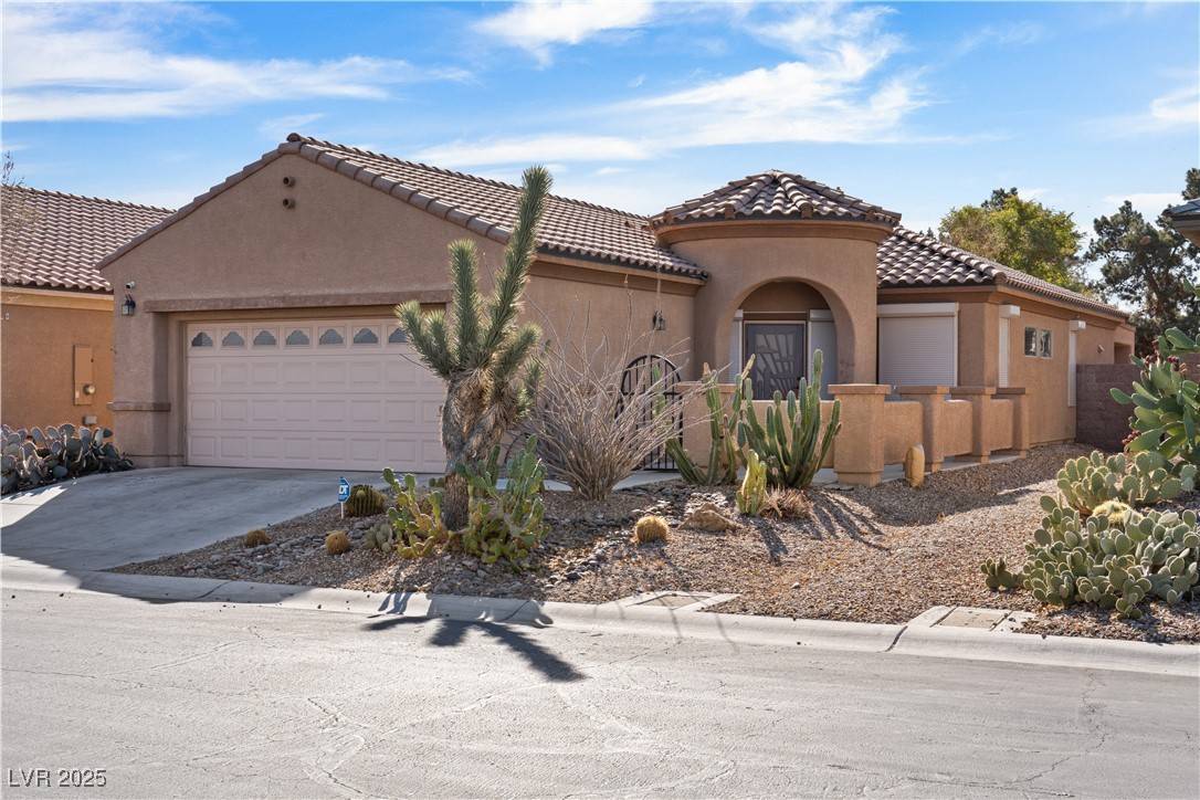 6151 Moonlight Sonata AVE, Las Vegas, NV 89122