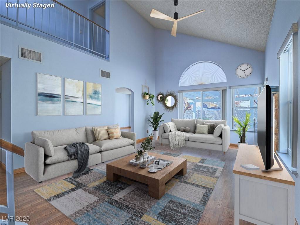 7117 Shadow Crest DR,  Las Vegas,  NV 89119