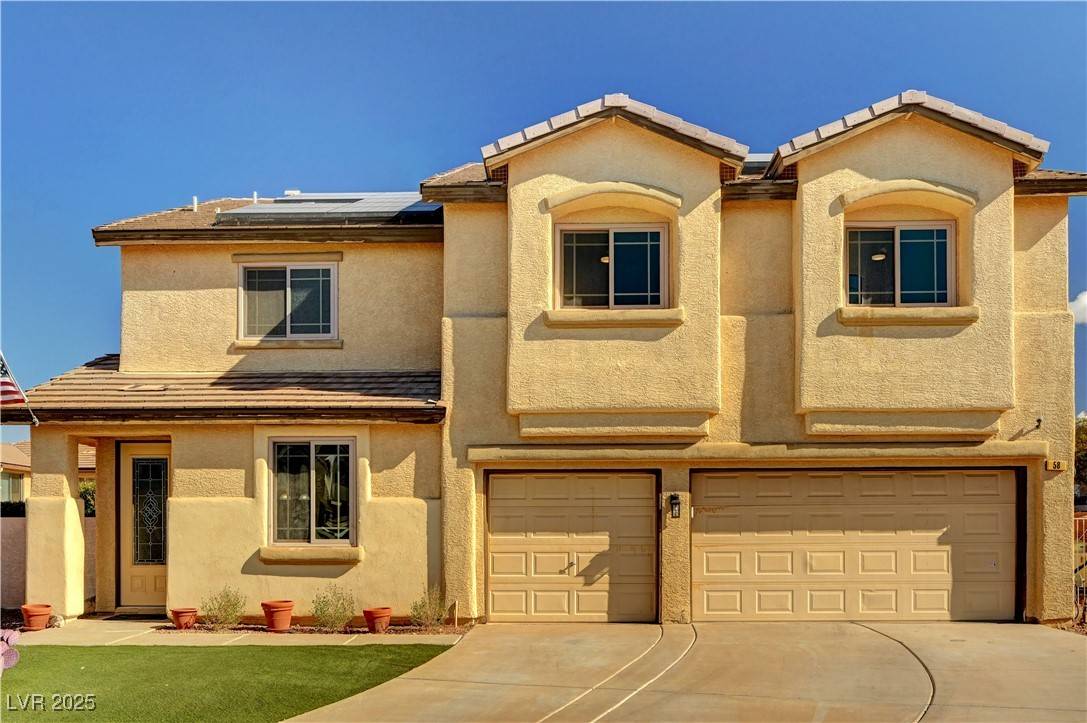 58 Desert Castle CT, Henderson, NV 89012