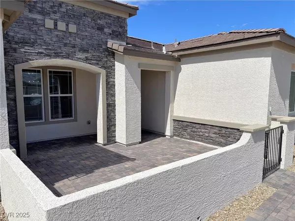 Las Vegas, NV 89139,5454 Middleton Falls AVE