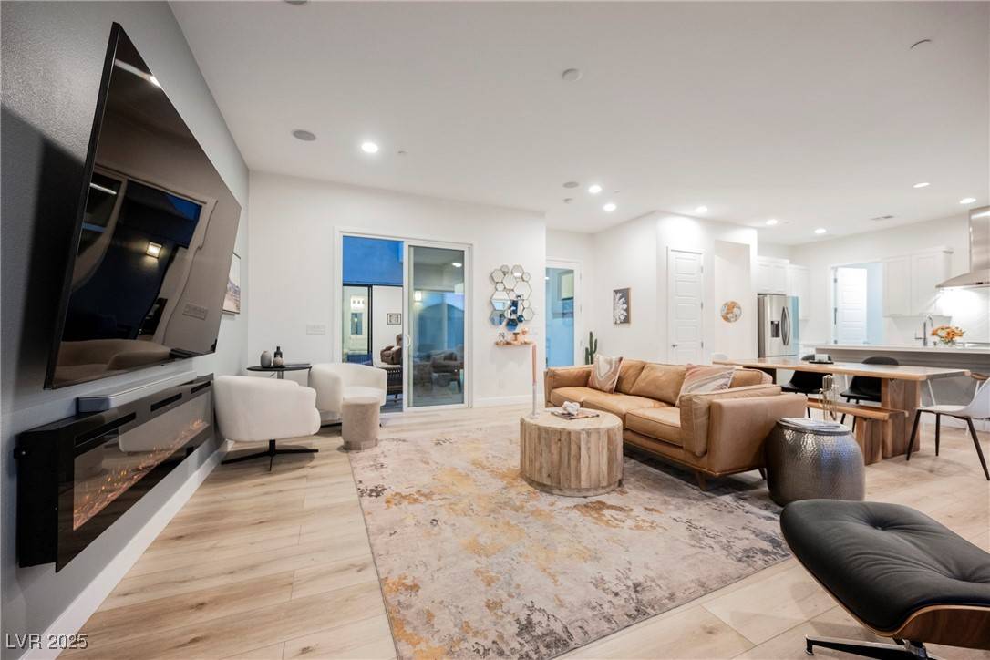 Henderson, NV 89012,800 Loch Katrine AVE