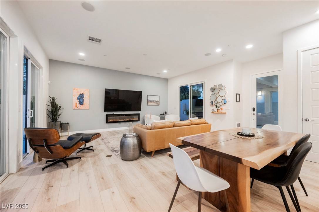 Henderson, NV 89012,800 Loch Katrine AVE