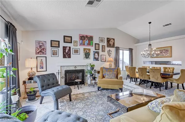 Las Vegas, NV 89156,1915 Trilly LN