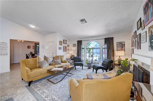 Las Vegas, NV 89156,1915 Trilly LN