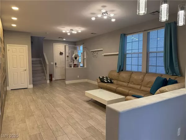 Las Vegas, NV 89148,180 Country Greens AVE