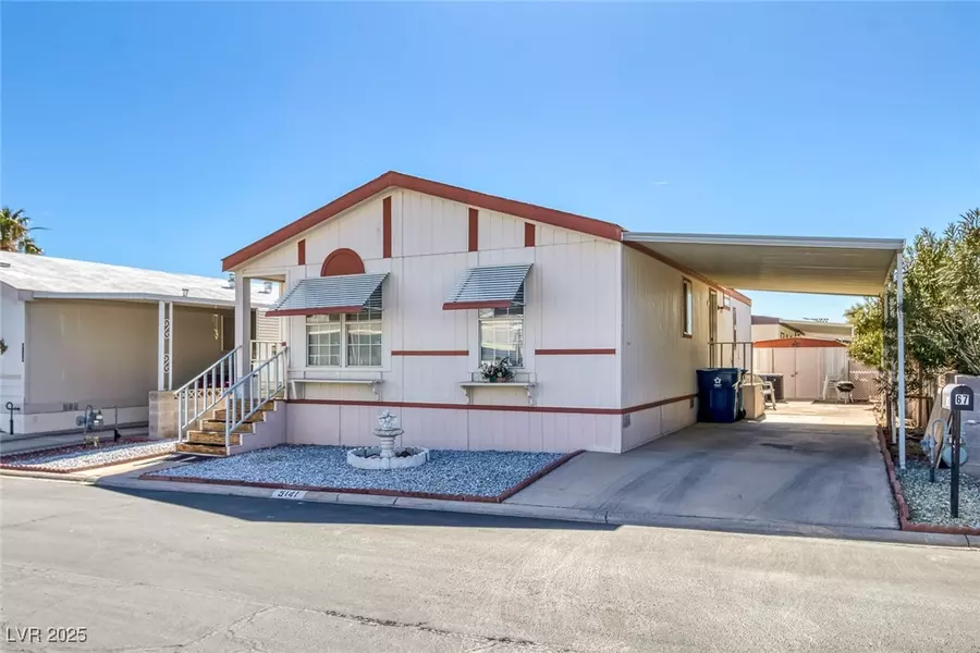 5141 Royal DR, Las Vegas, NV 89103