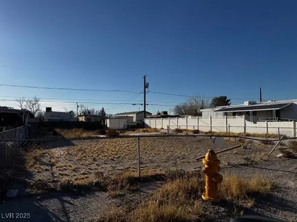 Las Vegas, NV 89156,2253 Clinton LN