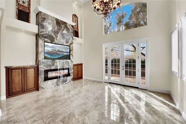 Las Vegas, NV 89134,9425 San Laguna CT #102