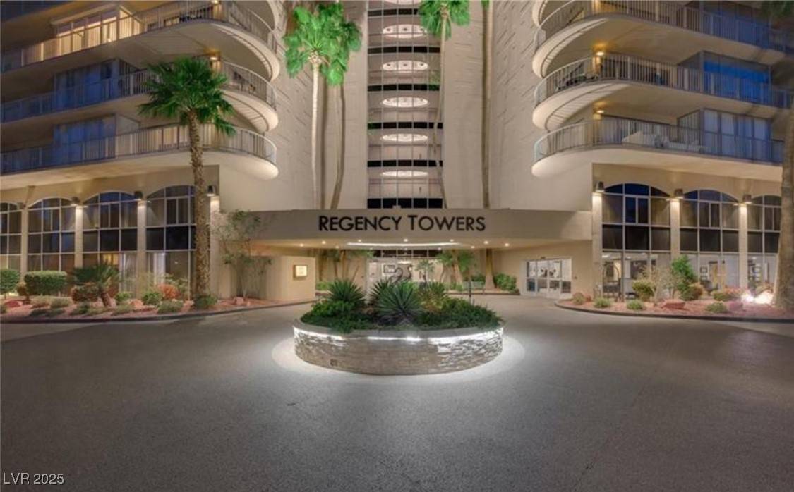 3111 Bel Air DR #15D, Las Vegas, NV 89109