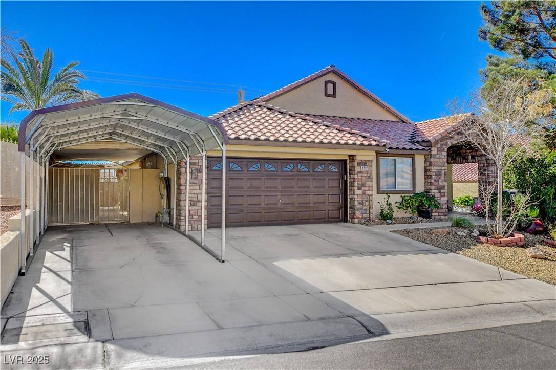 Las Vegas, NV 89110,6587 Lucky Boy DR
