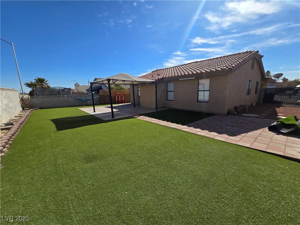 Las Vegas, NV 89128,7324 Saybrook Point DR