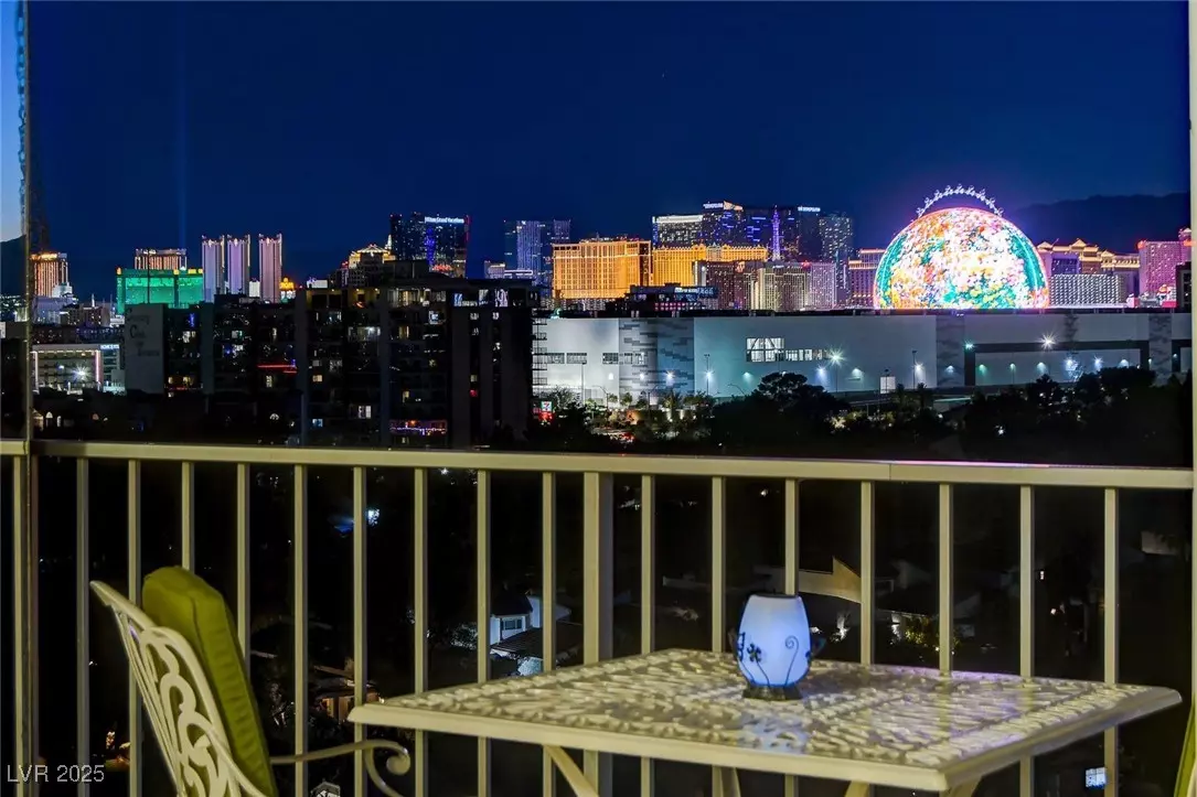 Las Vegas, NV 89109,3111 Bel Air DR #12C