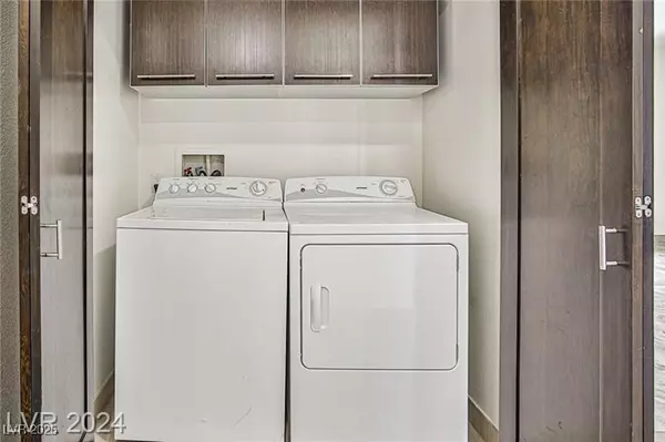 8925 W Flamingo RD #110, Las Vegas, NV 89147