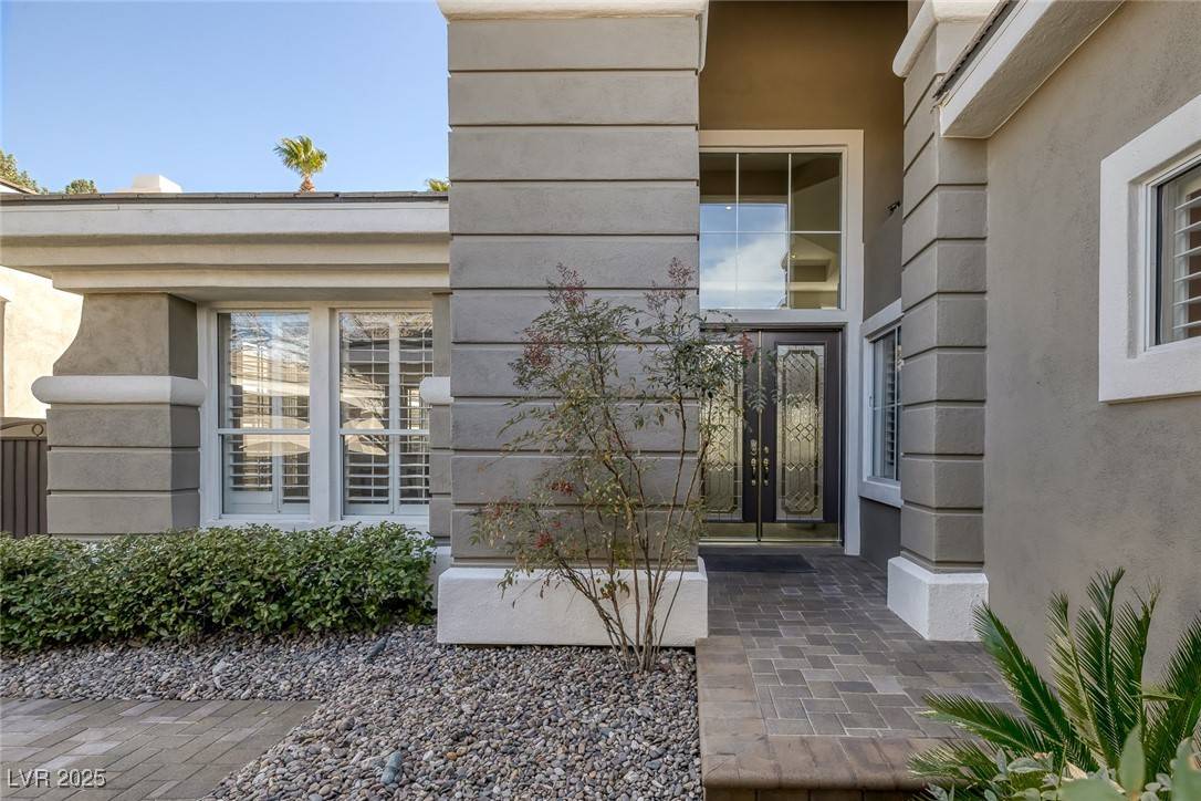 Las Vegas, NV 89144,420 Pinnacle Heights LN