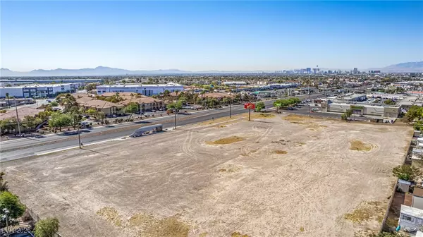 North Las Vegas, NV 89115,Las Vegas Blvd N