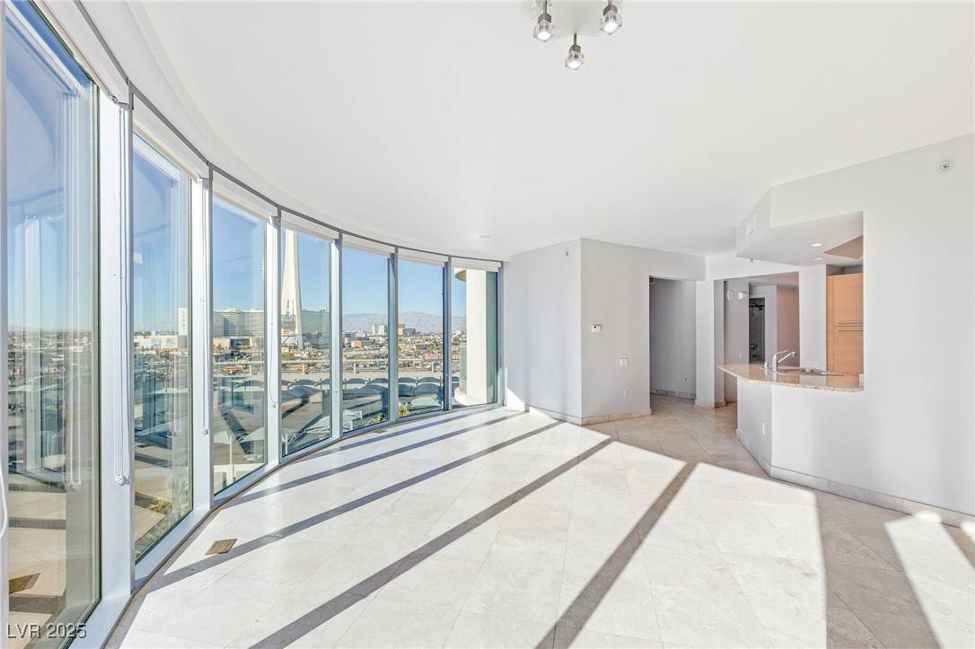 Las Vegas, NV 89109,322 Karen AVE #808