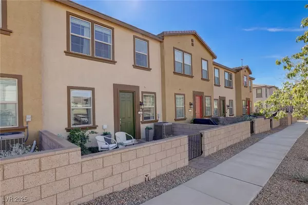 Henderson, NV 89015,720 Sleeping City AVE