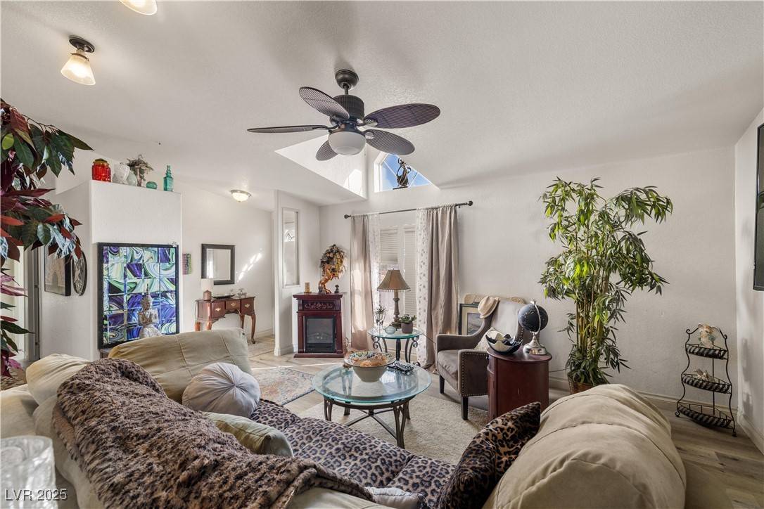 Pahrump, NV 89061,5610 Saddletree RD