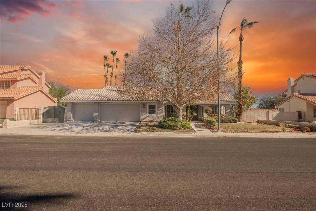 North Las Vegas, NV 89031,5904 Willowcreek RD