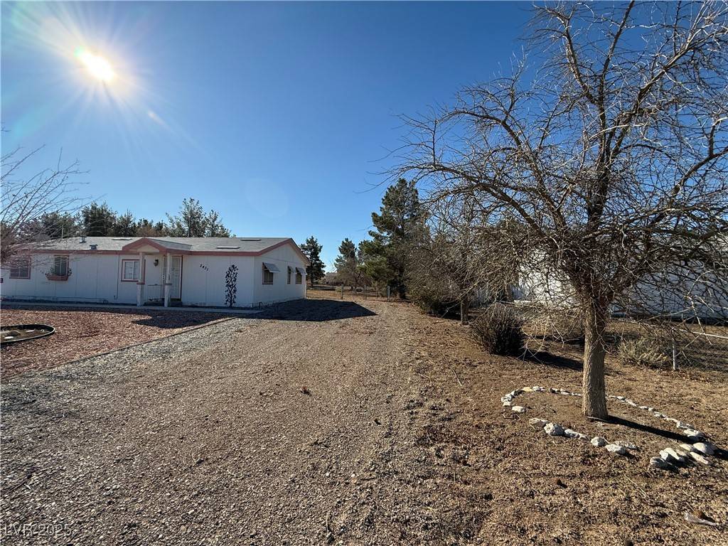Pahrump, NV 89048,2431 Manitoba ST