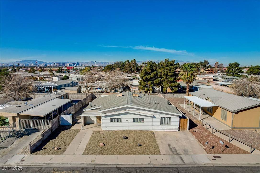 173 Betty LN, Las Vegas, NV 89110