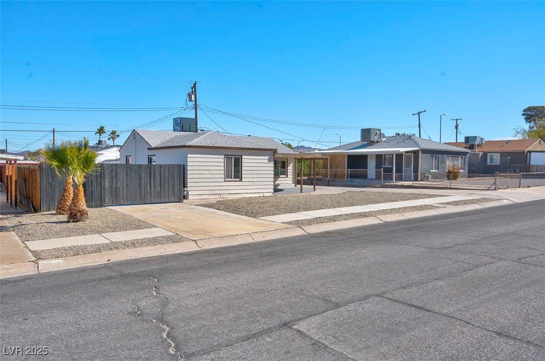 Henderson, NV 89015,457 Federal ST