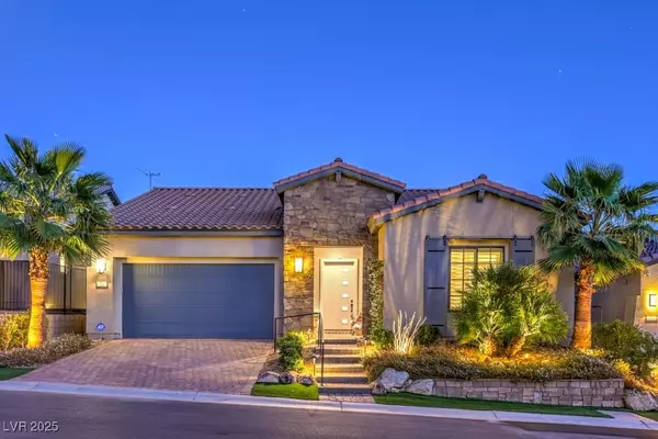 Henderson, NV 89011,24 Cliffwater ST