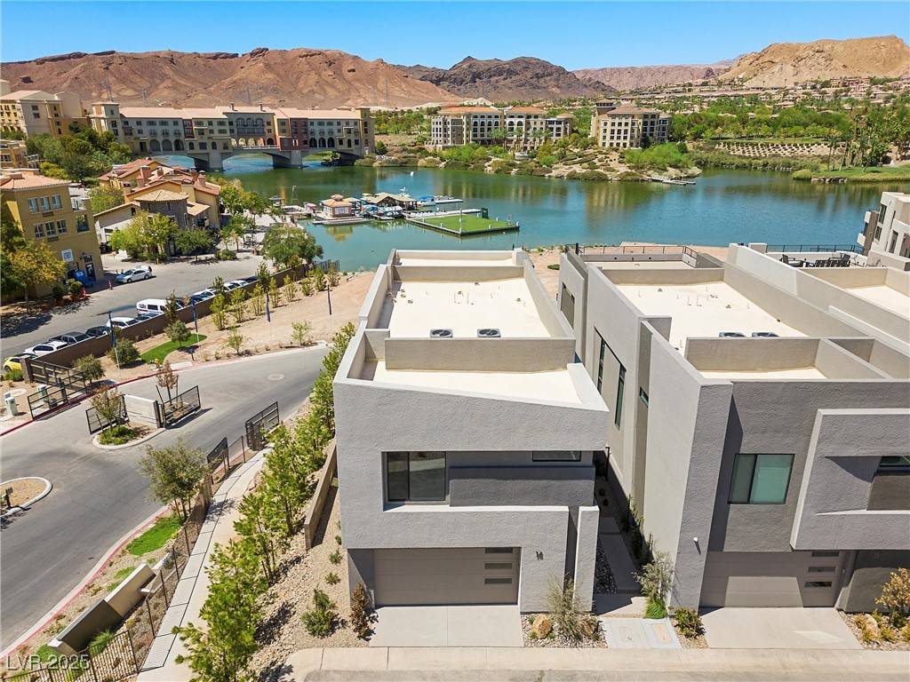 Henderson, NV 89011,14 Heron Harbour DR