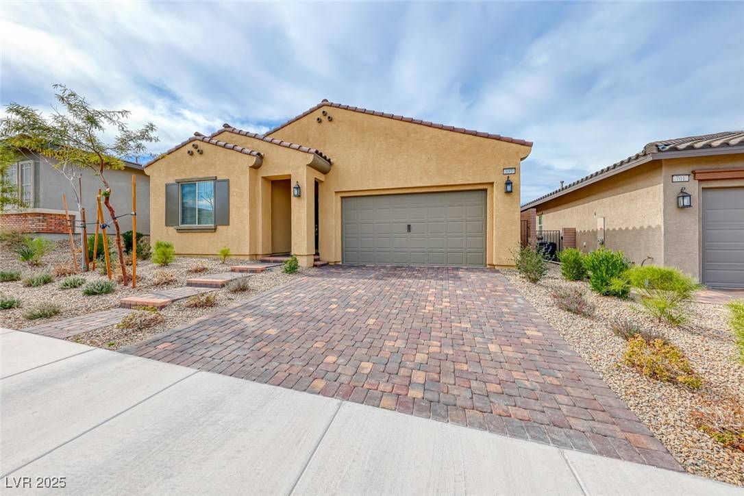697 Sunray Park ST, Henderson, NV 89011