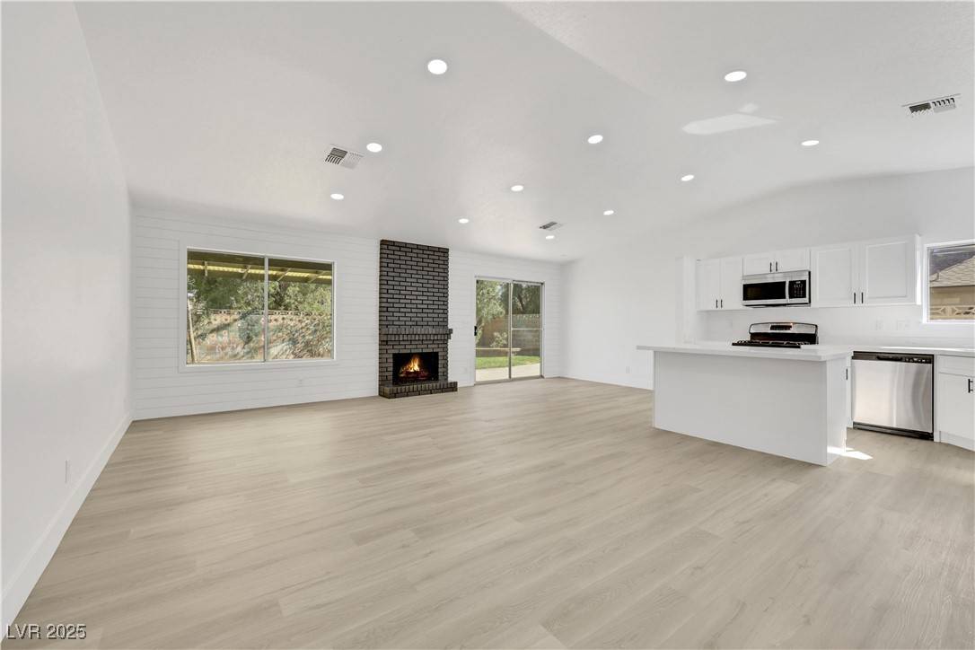Las Vegas, NV 89108,1905 Joella ST