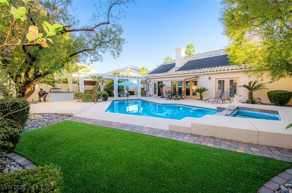 Henderson, NV 89052,692 Quilt PL
