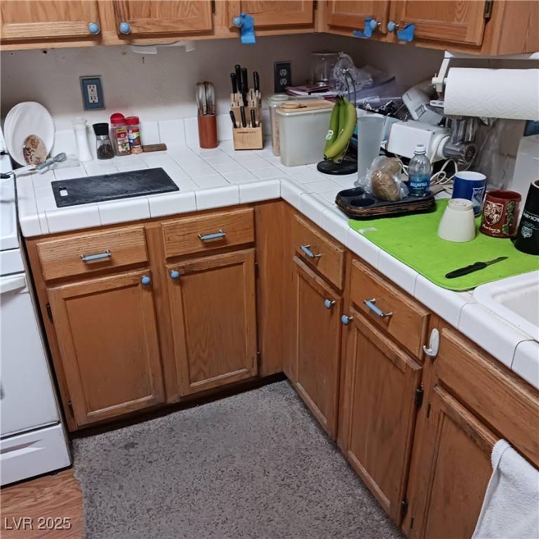 Las Vegas, NV 89119,6903 Wineberry DR