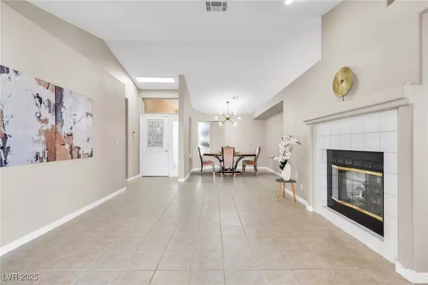 Las Vegas, NV 89128,7624 Desert Delta DR