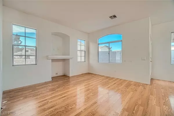 Las Vegas, NV 89131,7728 White Flower CT