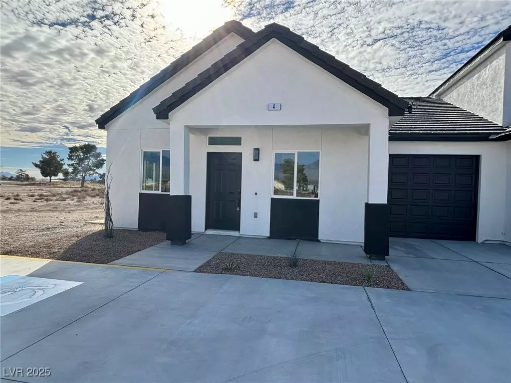Pahrump, NV 89048,388 E Erin ST #4