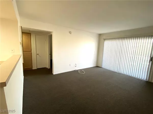 Las Vegas, NV 89113,8070 W RUSSELL RD #2105