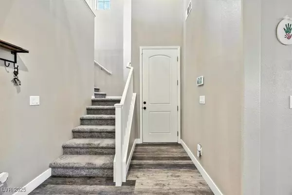North Las Vegas, NV 89081,6308 Gulf Waters ST
